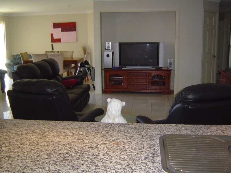 41 Cossington Circuit, Maudsland QLD 4210