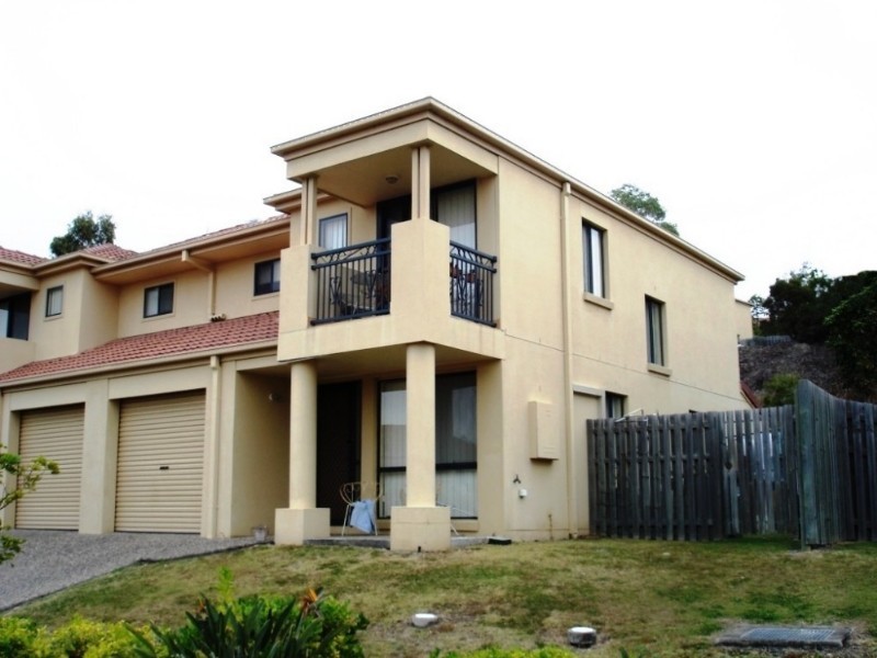 Pacific Pines QLD 4211