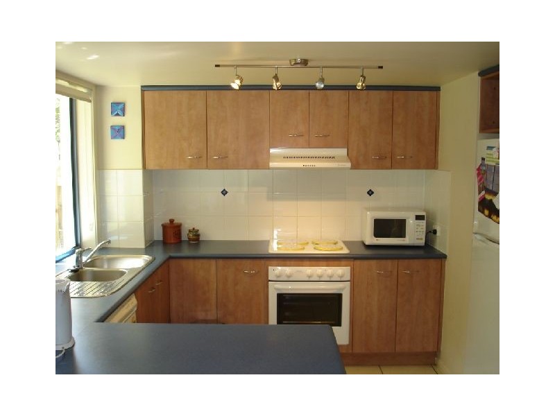 2 Studio Drive, Pacific Pines QLD 4211