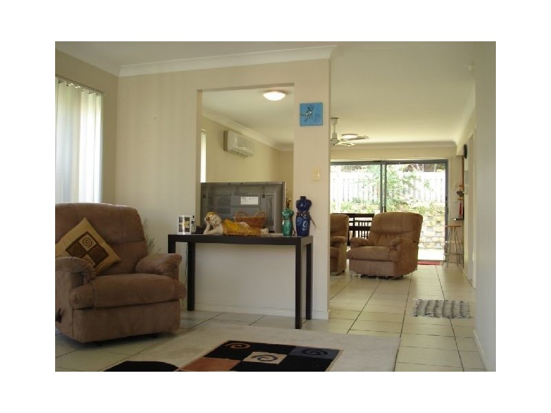 2 Studio Drive, Pacific Pines QLD 4211