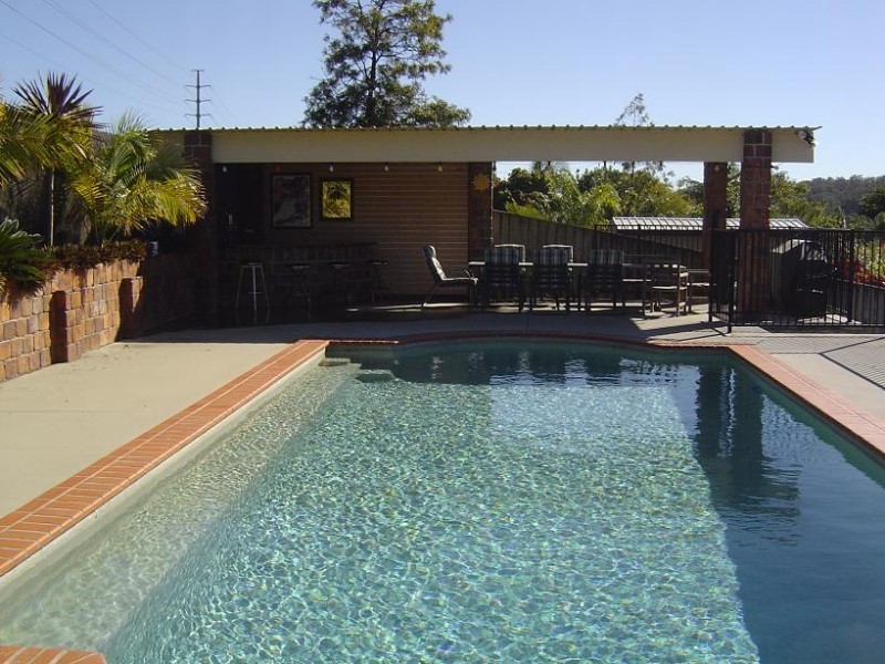 Pacific Pines QLD 4211