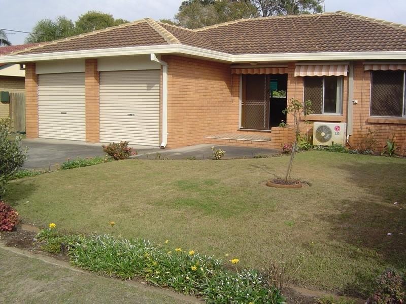 20 Alec Avenue, Mermaid Waters QLD 4218