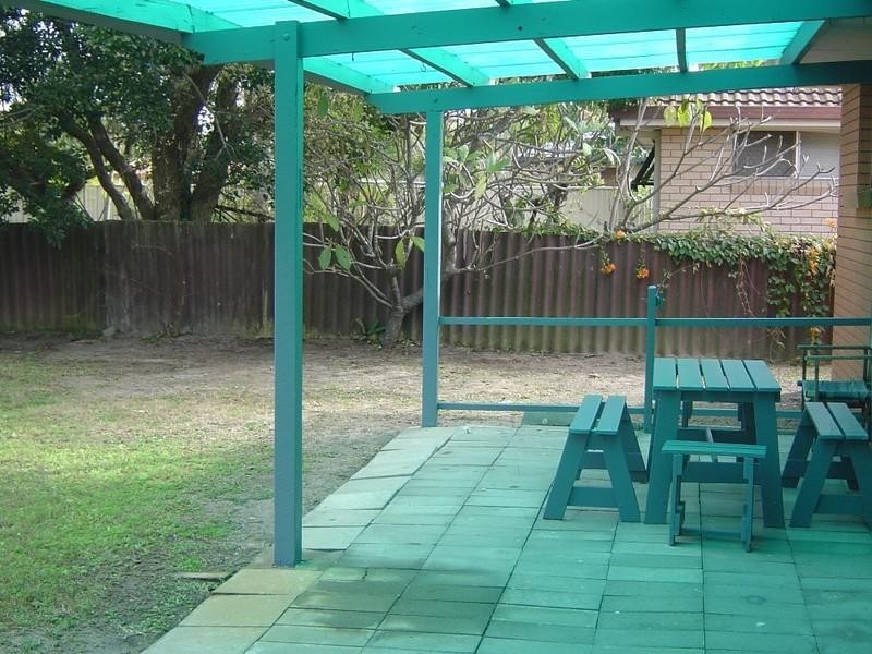 20 Alec Avenue, Mermaid Waters QLD 4218