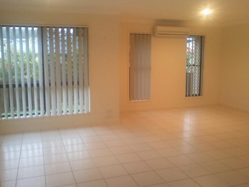 1/67 Rix Drive, Upper Coomera QLD 4209