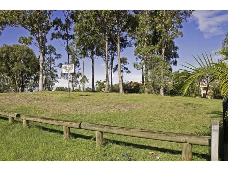 9 Katoomba Court, Helensvale QLD 4212