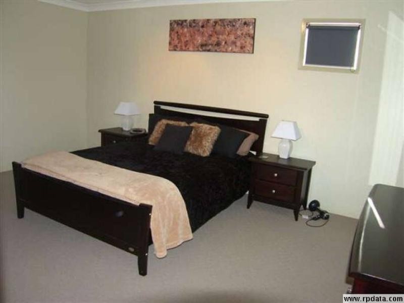 15 Gerard Street, Pacific Pines QLD 4211