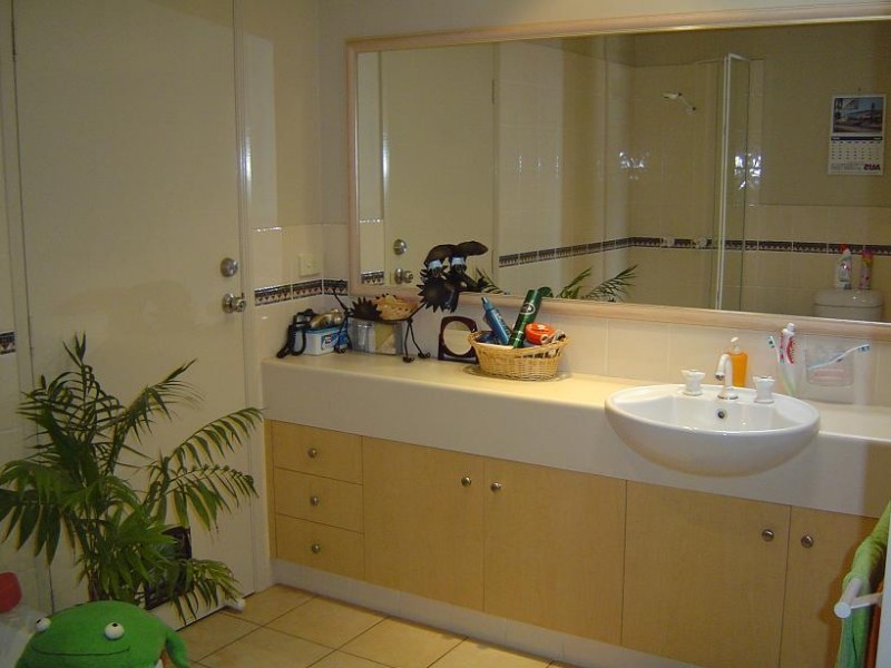 28 River Heights Road, Upper Coomera QLD 4209