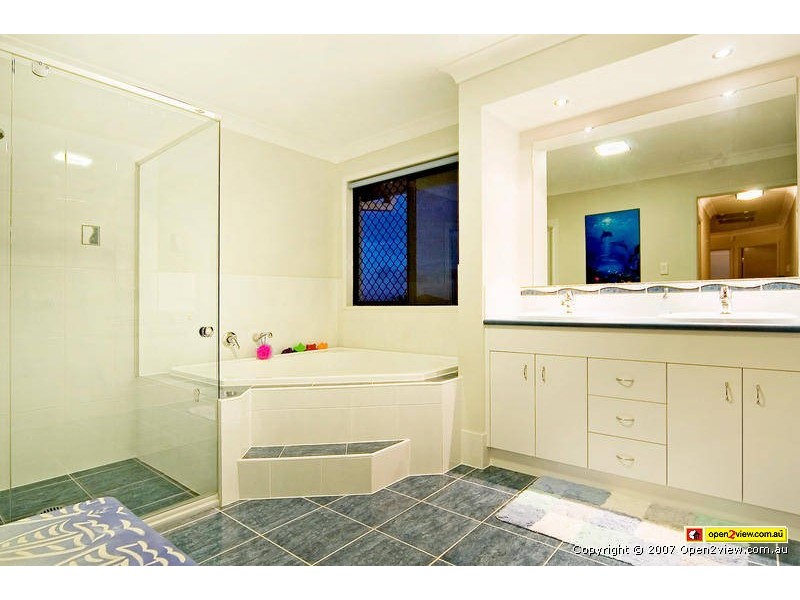 Pacific Pines QLD 4211