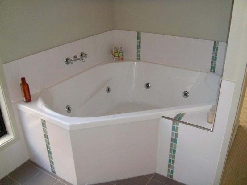 46 Codrington Circuit, Pacific Pines QLD 4211