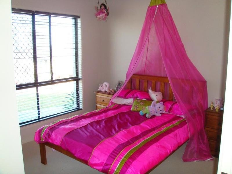 46 Codrington Circuit, Pacific Pines QLD 4211