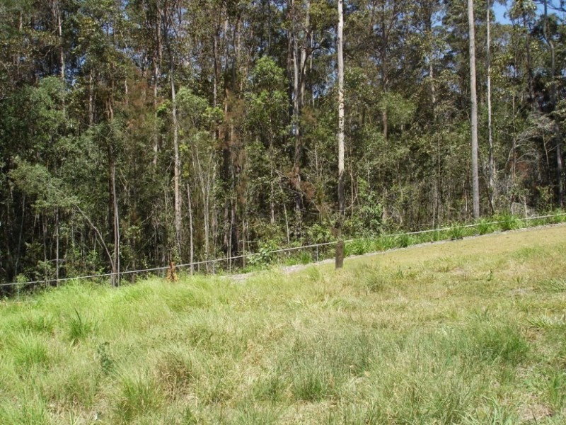 96 Roberts Drive, Maudsland QLD 4210