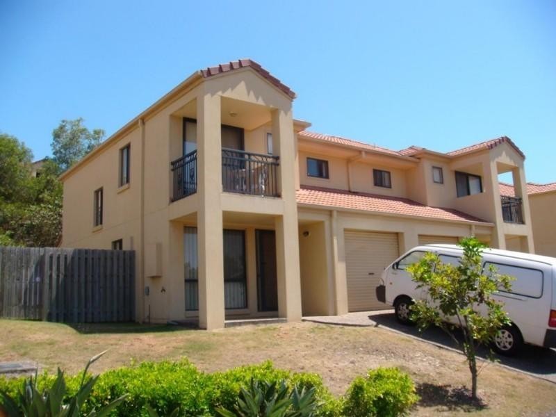 Pacific Pines QLD 4211
