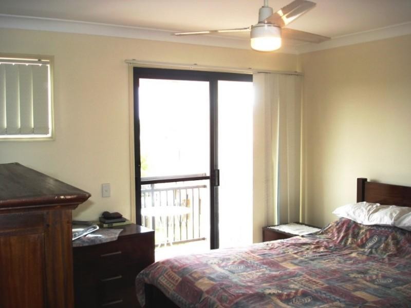 Pacific Pines QLD 4211