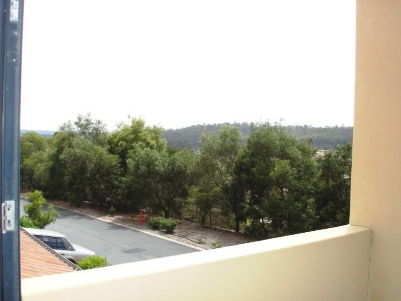 Pacific Pines QLD 4211