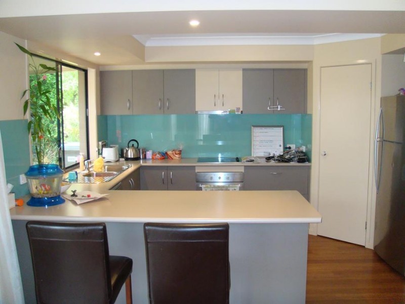 Pacific Pines QLD 4211