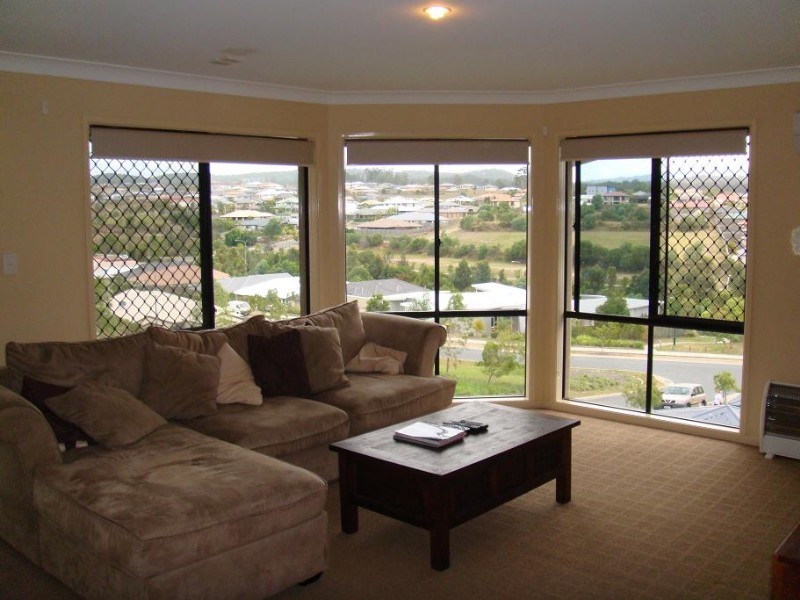 Pacific Pines QLD 4211