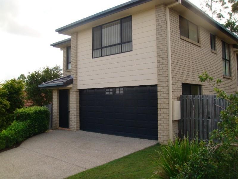 33 Papara Street, Pacific Pines QLD 4211