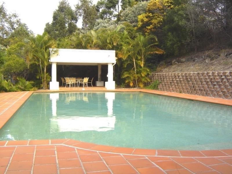 6/2 Studio Drive, Pacific Pines QLD 4211