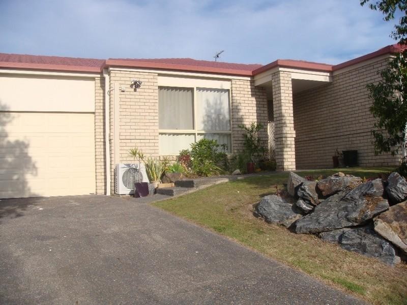 12 Boyer Street, Pacific Pines QLD 4211