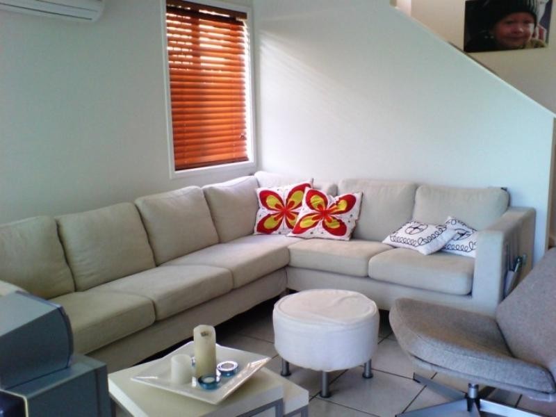 Pacific Pines QLD 4211