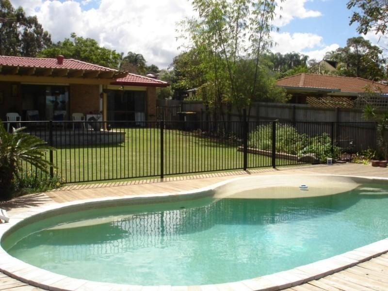 14 Marble Drive, Carrara QLD 4211