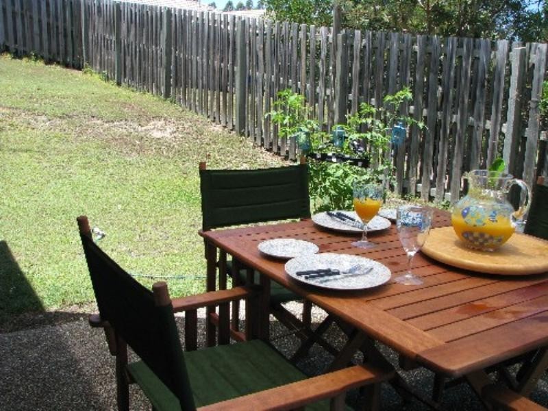 7 Matzia Avenue, Pacific Pines QLD 4211