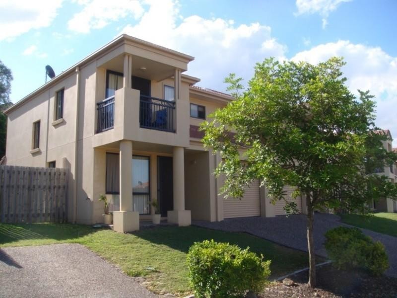 Pacific Pines QLD 4211