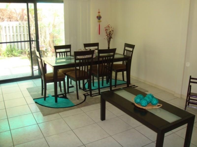 Pacific Pines QLD 4211