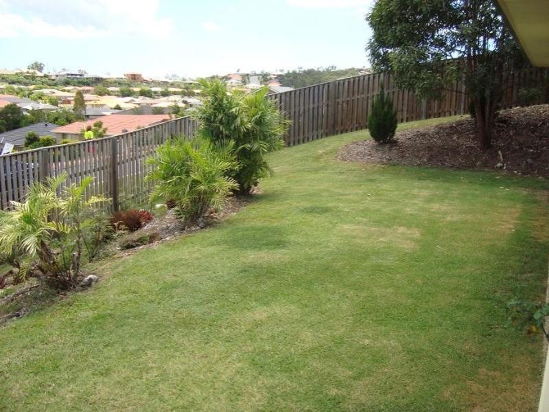 Pacific Pines QLD 4211