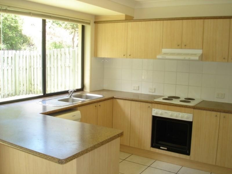 Pacific Pines QLD 4211