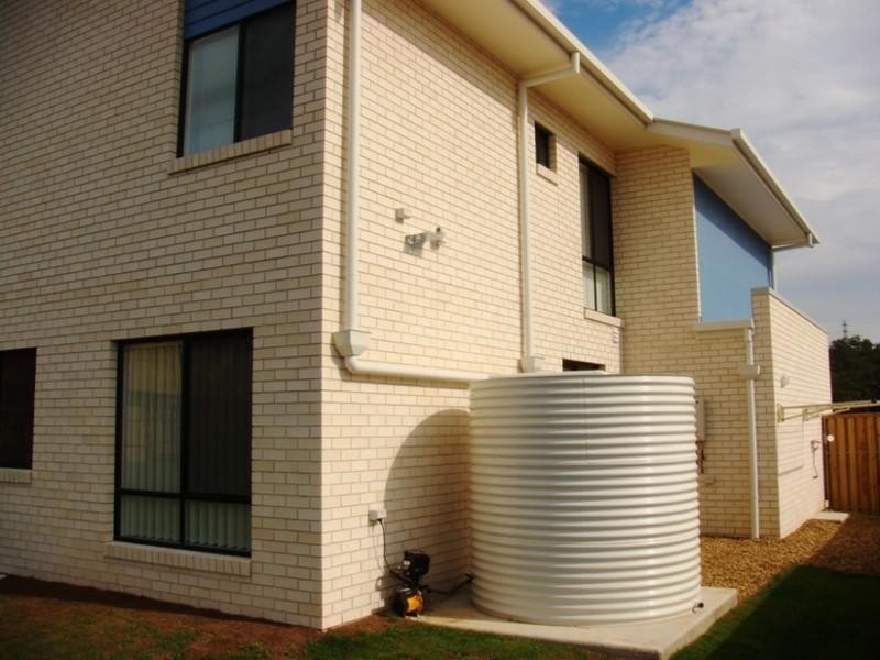 15 Chesterton Court, Pacific Pines QLD 4211