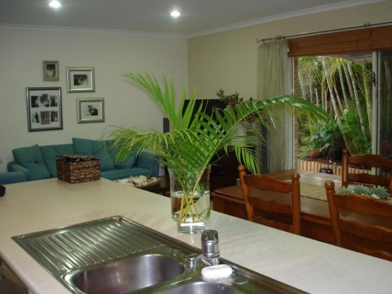 1/52 Village Way, Oxenford QLD 4210