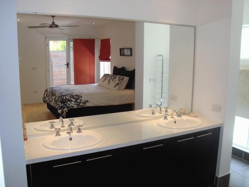 6 Osmond Court, Pacific Pines QLD 4211