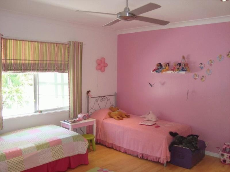 6 Osmond Court, Pacific Pines QLD 4211