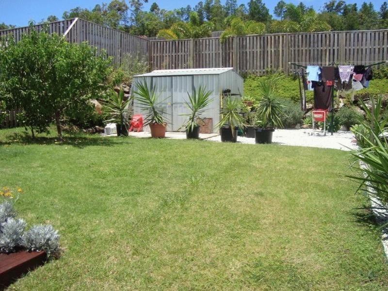 6 Osmond Court, Pacific Pines QLD 4211