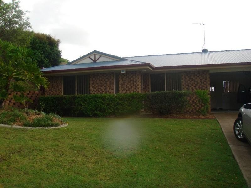 6 Pineneedle Court, Oxenford QLD 4210