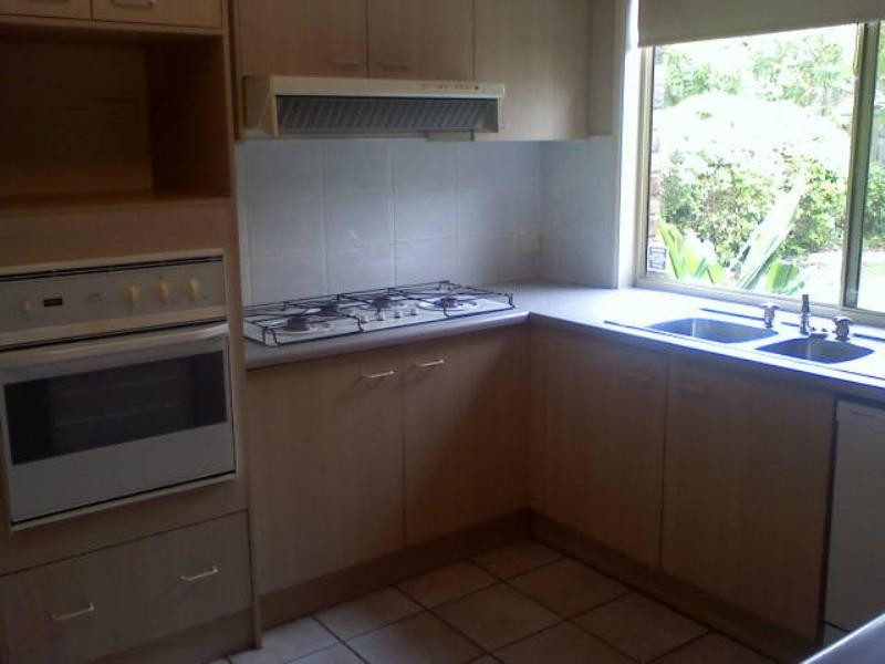 3 San Cristobal Place, Pacific Pines QLD 4211