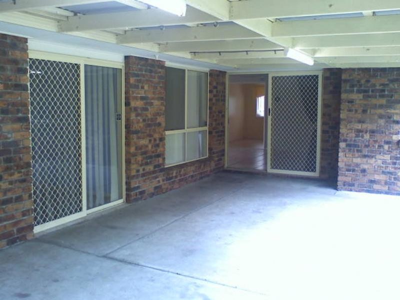 3 San Cristobal Place, Pacific Pines QLD 4211