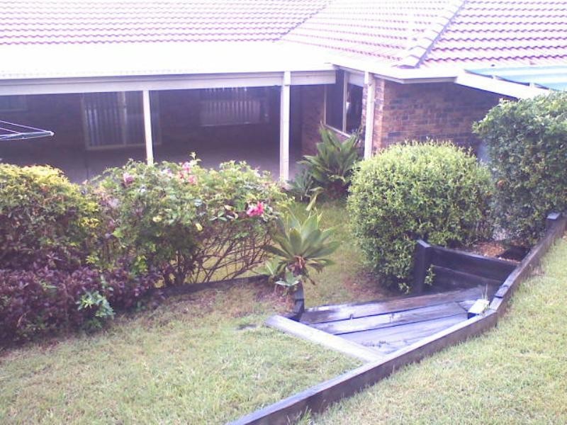 3 San Cristobal Place, Pacific Pines QLD 4211