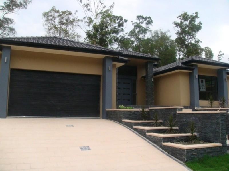 38 Roberts Drive, Pacific Pines QLD 4211
