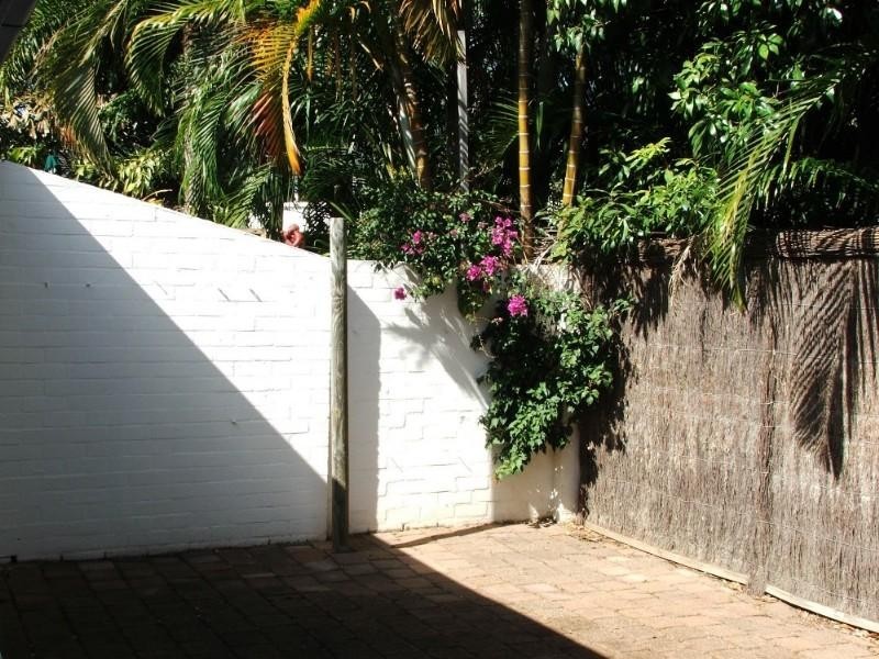 23/9 Freyburg Street, Bundall QLD 4217