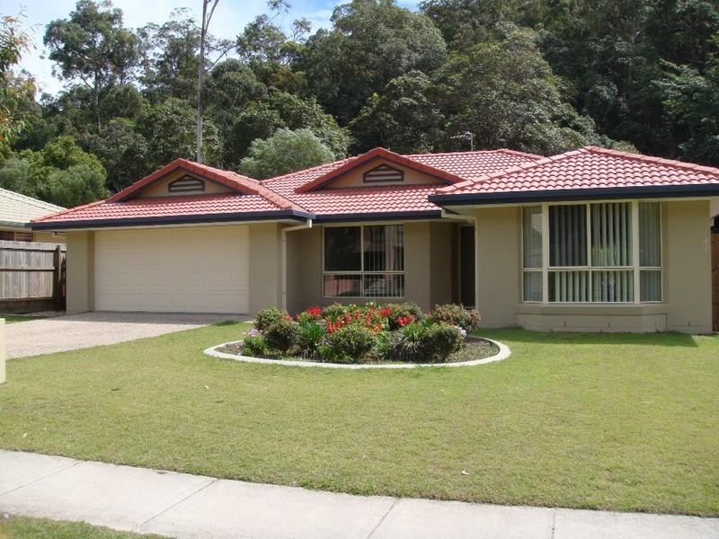 39 Roberts Drive, Maudsland QLD 4210