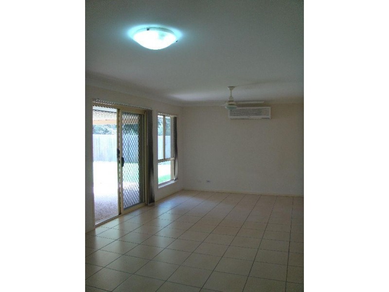 39 Roberts Drive, Maudsland QLD 4210