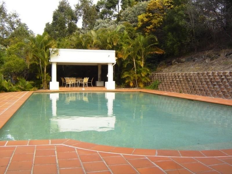 28/2 Studio Drive, Pacific Pines QLD 4211