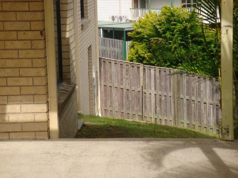 8 Crestridge Crescent, Oxenford QLD 4210