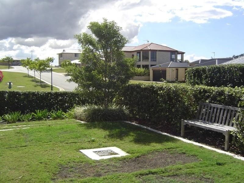 35 Mellum Circuit, Pacific Pines QLD 4211