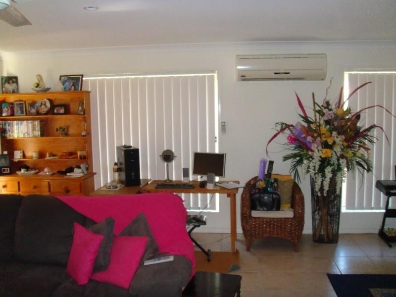 Pacific Pines QLD 4211