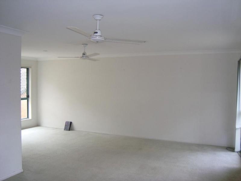 1042/6 Crestridge Crescent, Oxenford QLD 4210