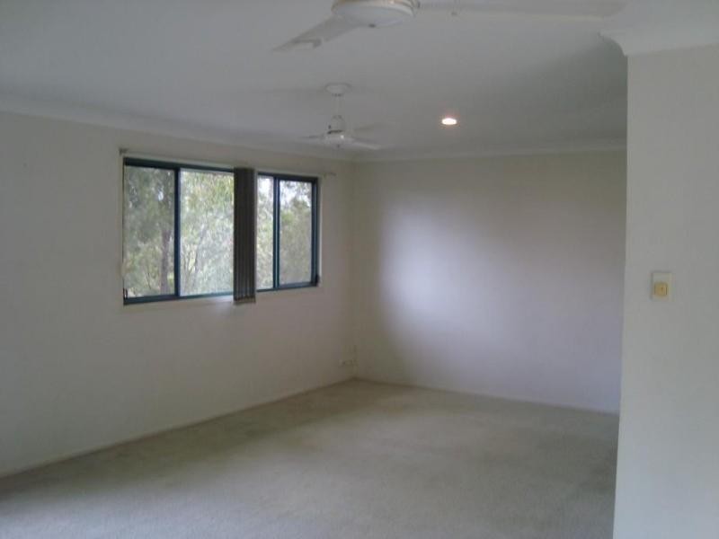 1042/6 Crestridge Crescent, Oxenford QLD 4210