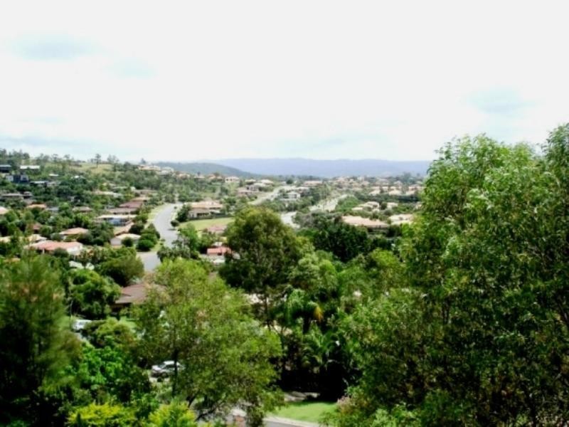 Pacific Pines QLD 4211